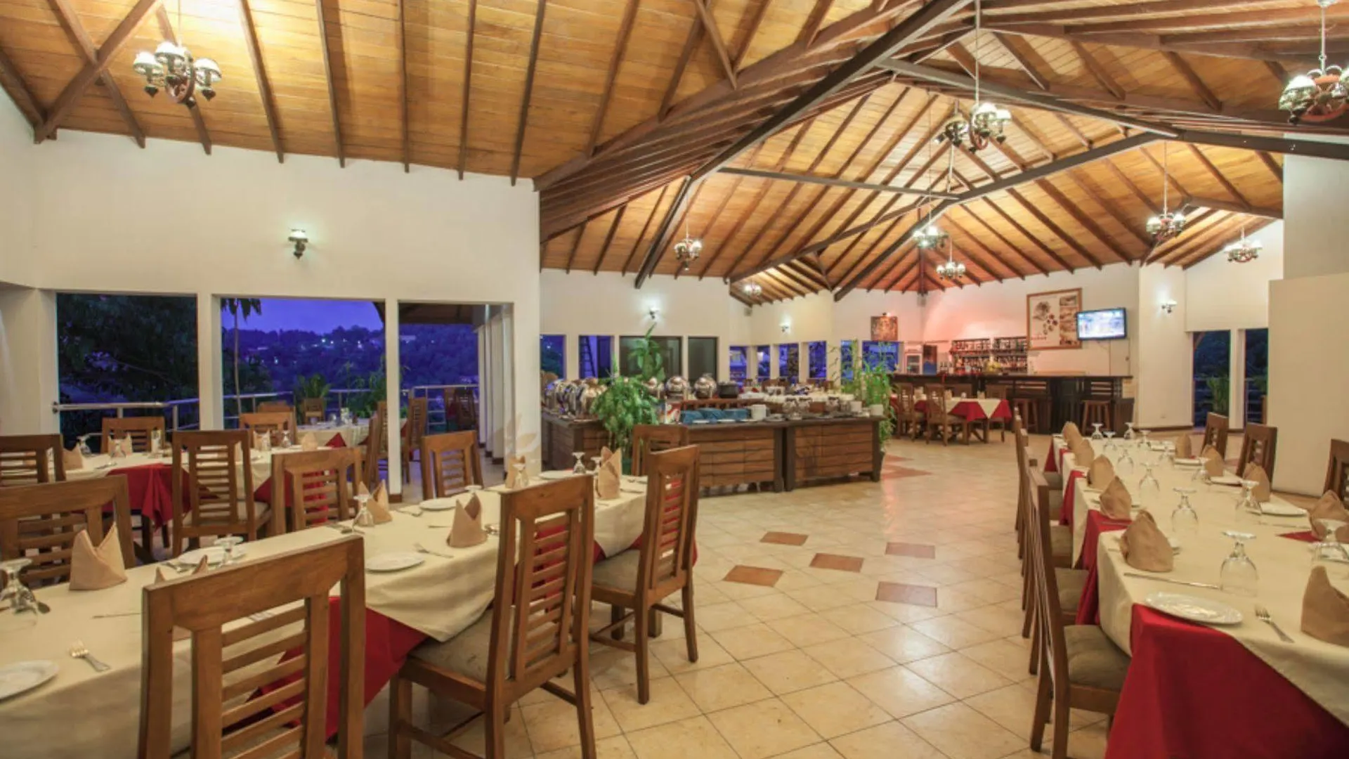 Senani Hotel Kandy 4*,