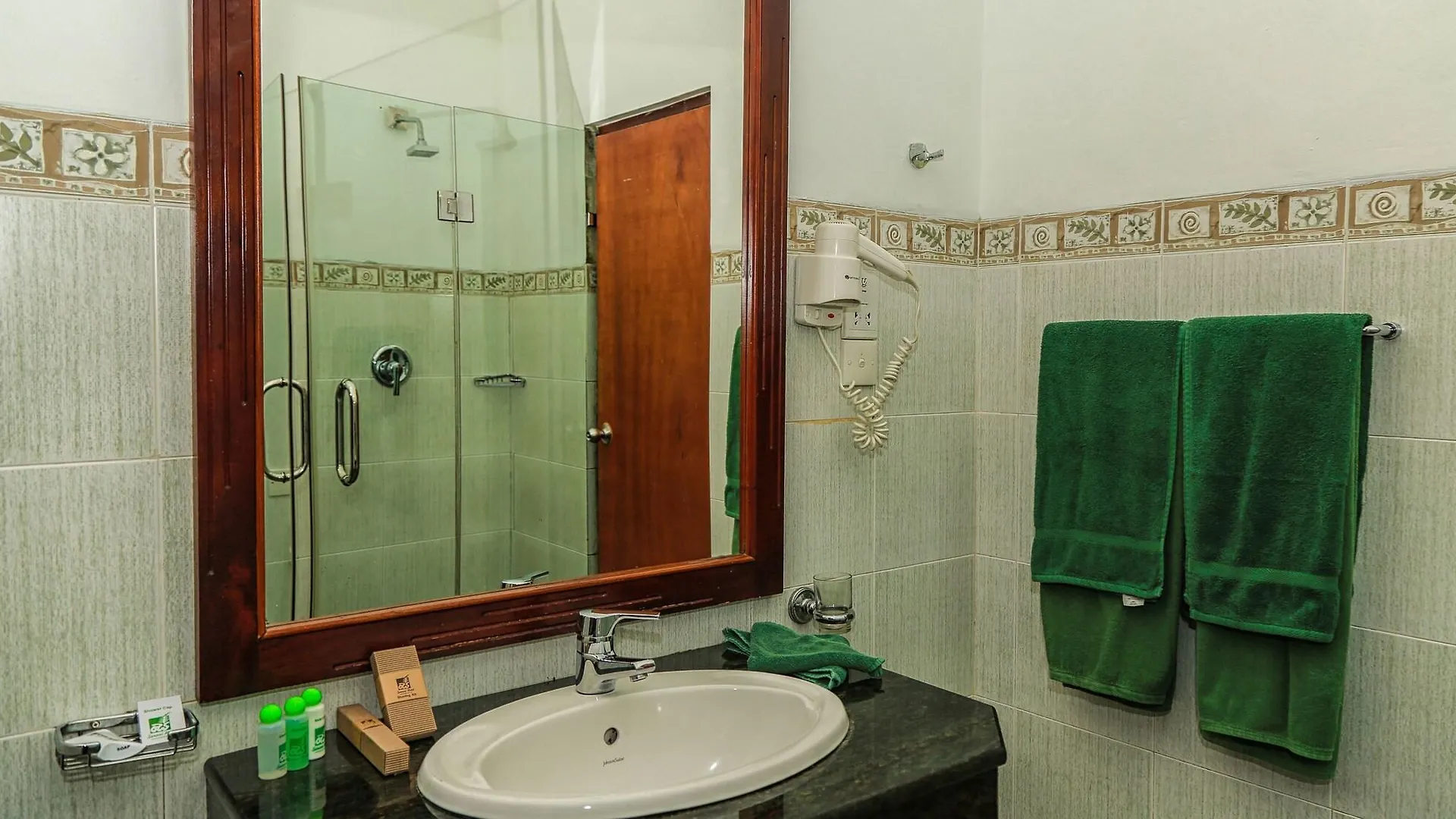 Senani Hotel Kandy