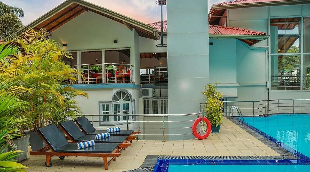 Senani Hotel Kandy